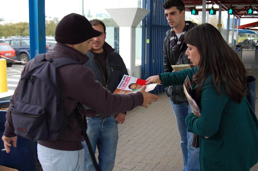 Contacto com os trabalhadores da AutoEuropa